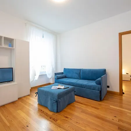 Appartement Savoia Bach 0-13 *